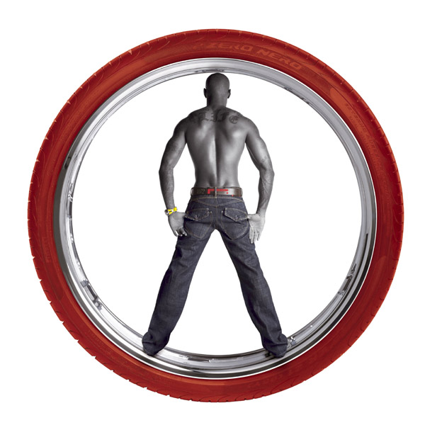 Реклама компания Pirelli (10 фотографий)