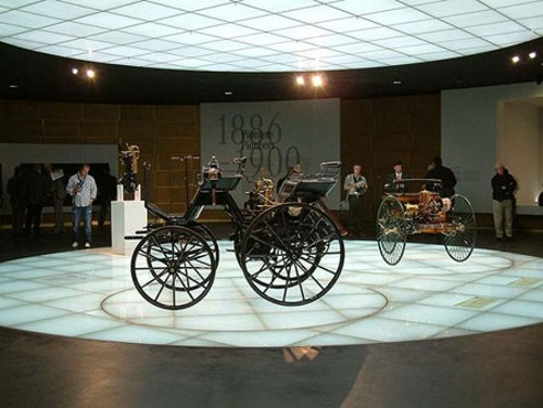  Mercedes-Benz   (10 )