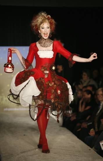   Chocolate Fashion Show (10 )