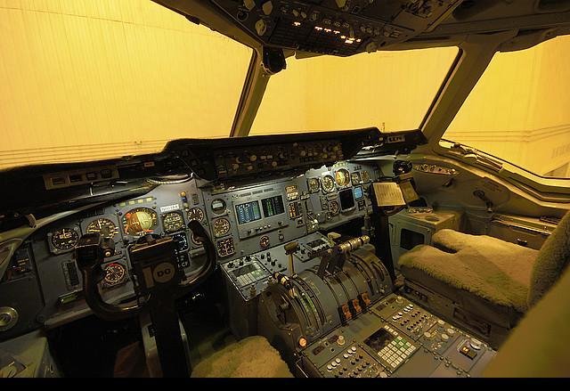    Boeing - ! (13 )