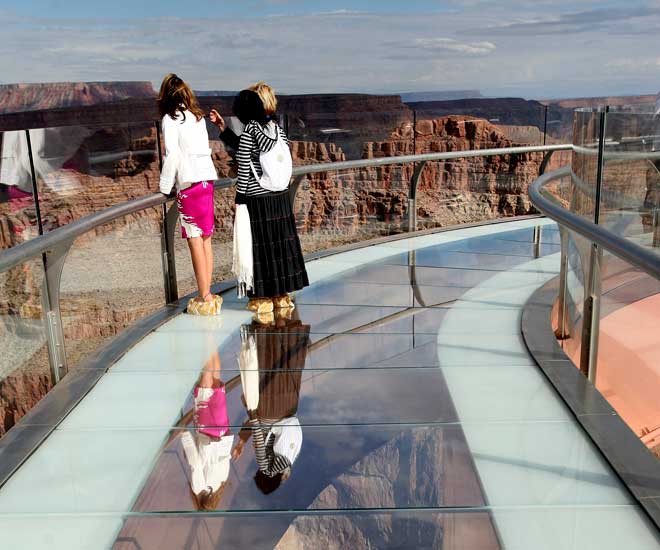 Смотровая площадка Skywalk на краю пропасти! (6 фото)