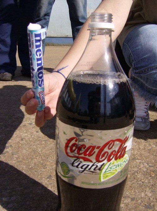   Cola  Mentos! (4 )