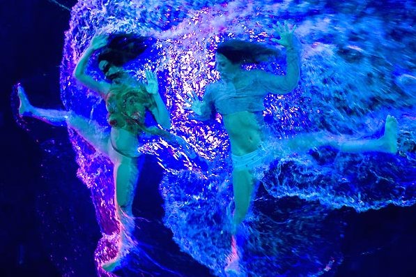 Fuerzabruta в Берлине (9 фото)
