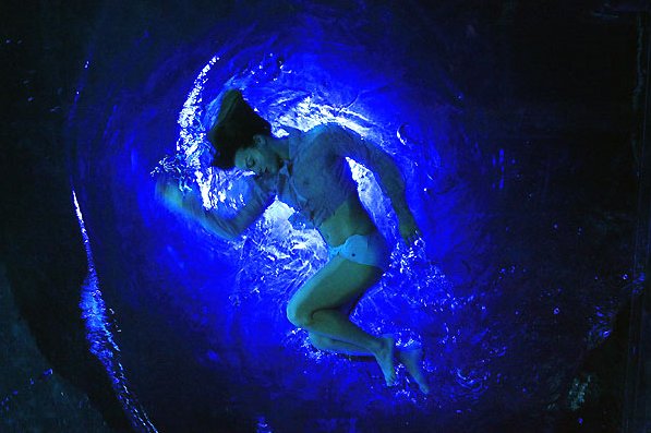 Fuerzabruta в Берлине (9 фото)