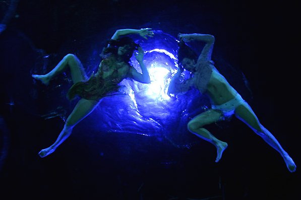 Fuerzabruta в Берлине (9 фото)