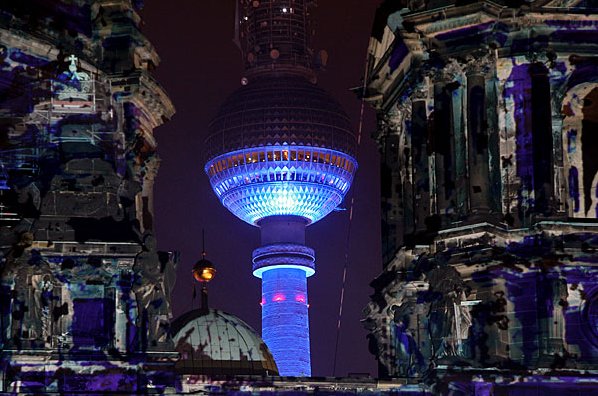 Фестиваль Света в Берлине (13 фото)