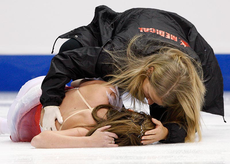     -    Skate Canada (3 )