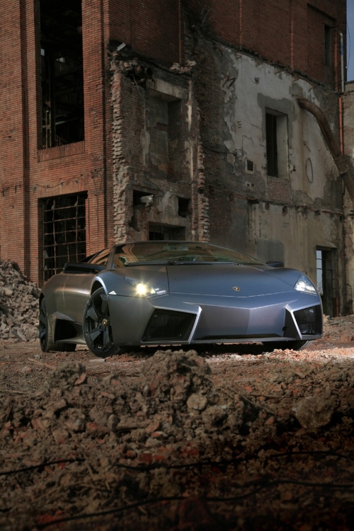    Lamborghini Reventon (5 )