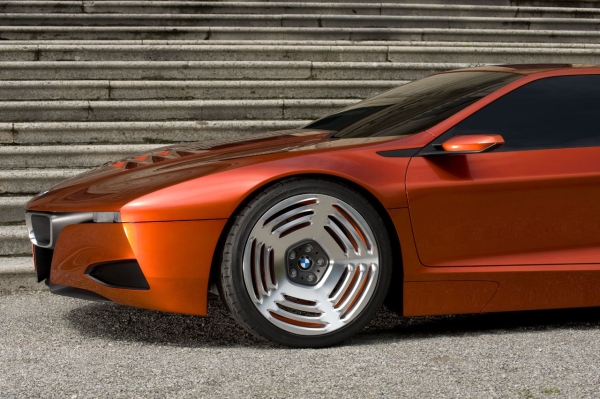 BMW    BMW M1 Hommage (6 )