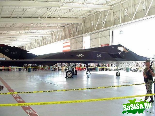  - F-117 Night Hawk (13 )