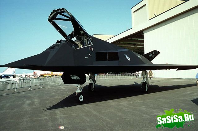  - F-117 Night Hawk (13 )