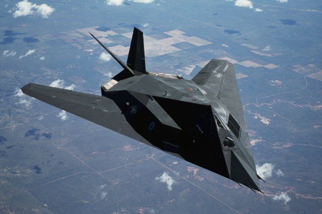  - F-117 Night Hawk (13 )