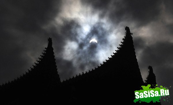 Самое длительное солнечное затмение столетия! (16 фото)