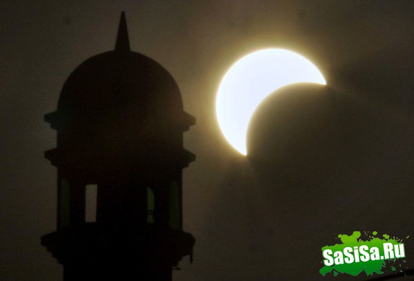 Самое длительное солнечное затмение столетия! (16 фото)