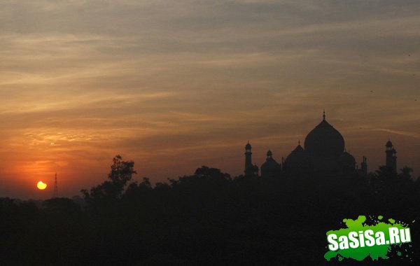 Самое длительное солнечное затмение столетия! (16 фото)