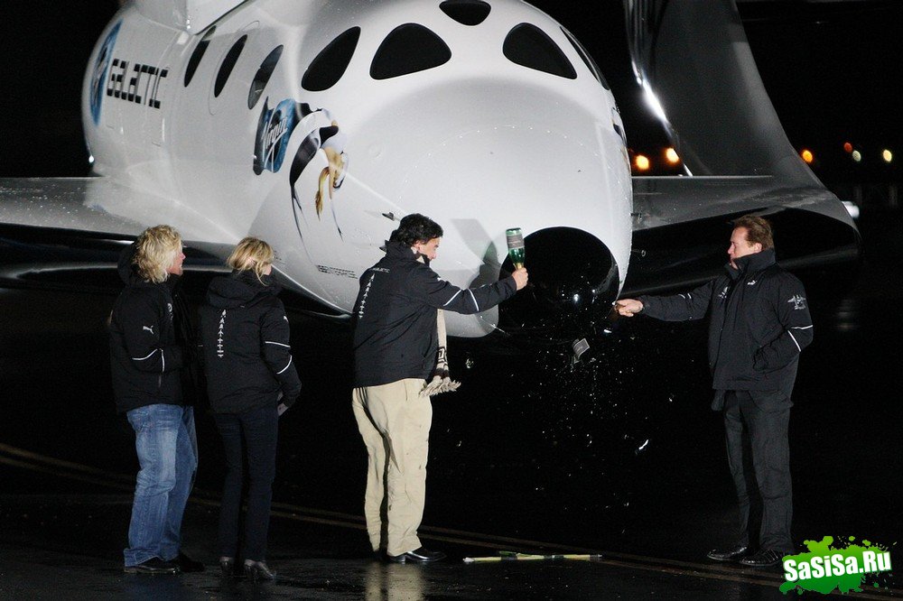 SpaceShipTwo -      (10 )