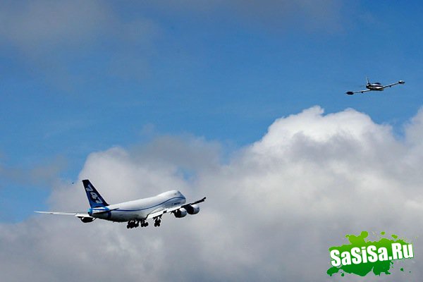     Boeing 747-8 Freighter (16 )