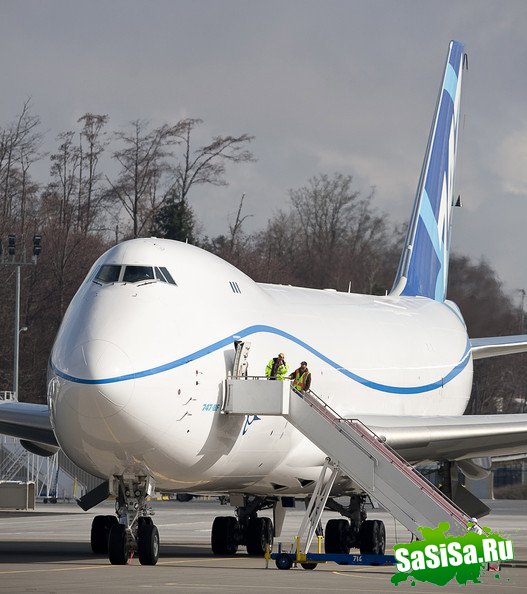     Boeing 747-8 Freighter (16 )