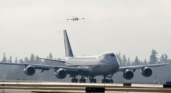     Boeing 747-8 Freighter (16 )