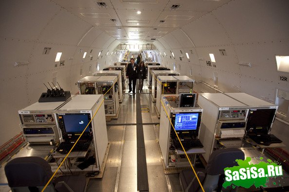     Boeing 747-8 Freighter (16 )