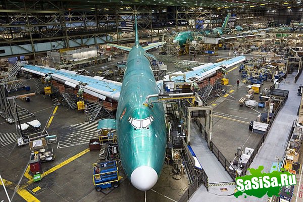     Boeing 747-8 Freighter (16 )