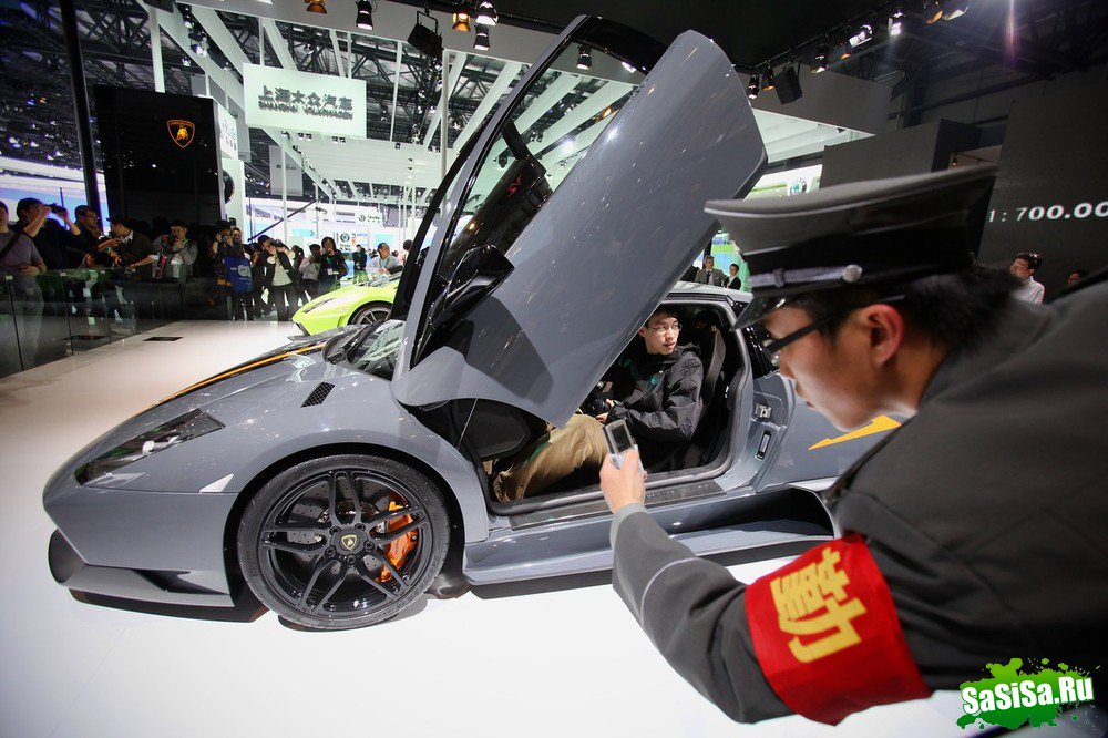 Автосалон Auto China - 2010 (20 фото)