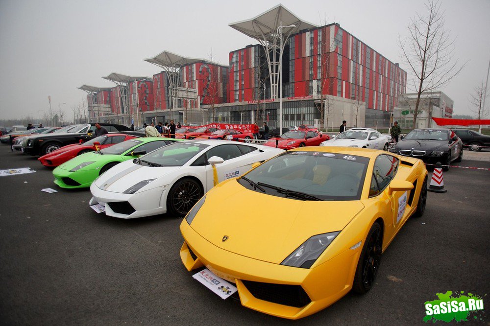 Автосалон Auto China - 2010 (20 фото)