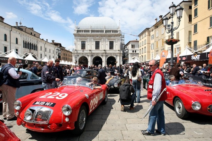 Mille Miglia 2010    (15 )