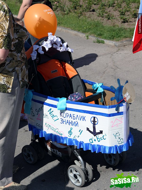 Парад детских колясок 2010 (38 фото)