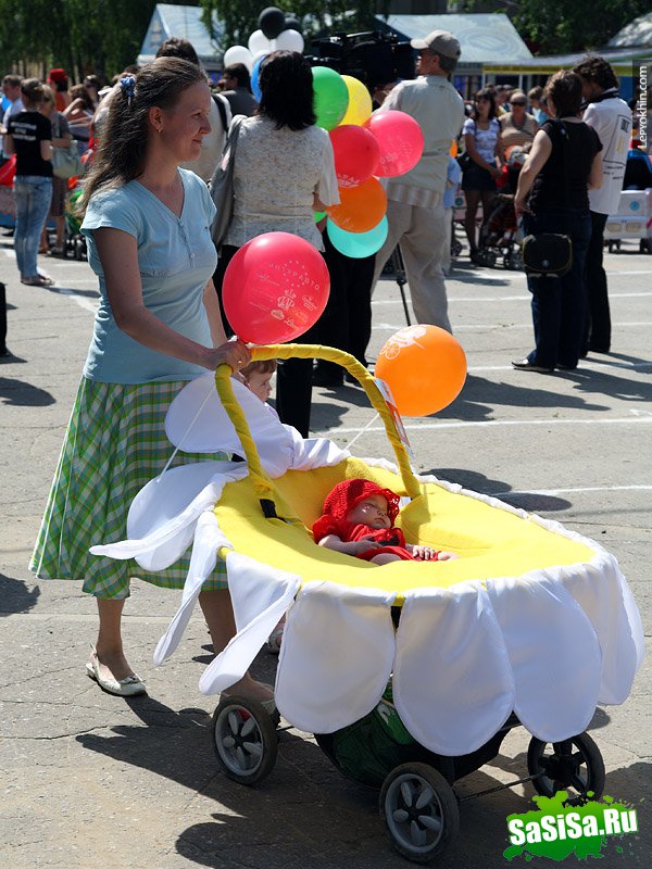 Парад детских колясок 2010 (38 фото)