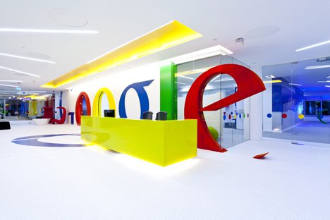   Google (9 )