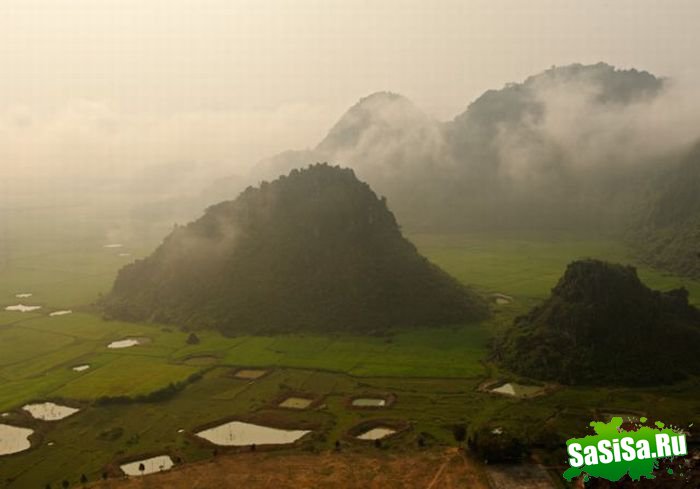   Son Doong (15 )