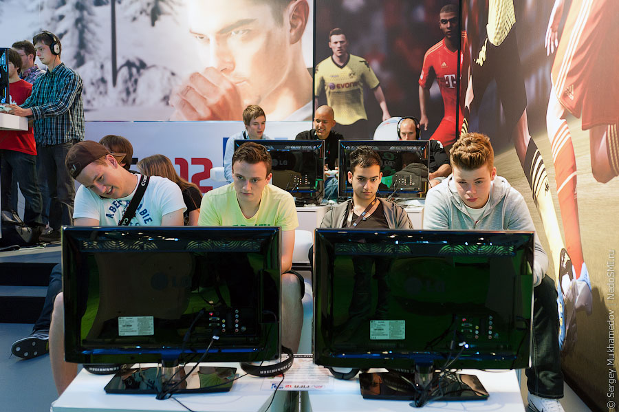 ������������ �������� Gamescom 2011 (27 ����)