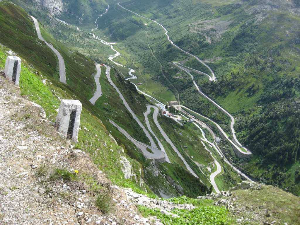 Дорога Stelvio Pass в Италии (4 фото)