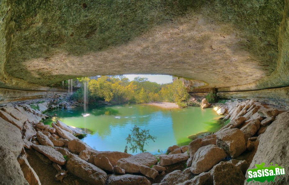   Hamilton Pool (15 )