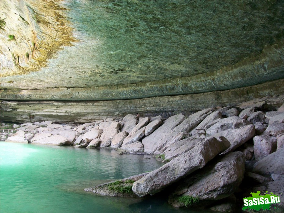   Hamilton Pool (15 )