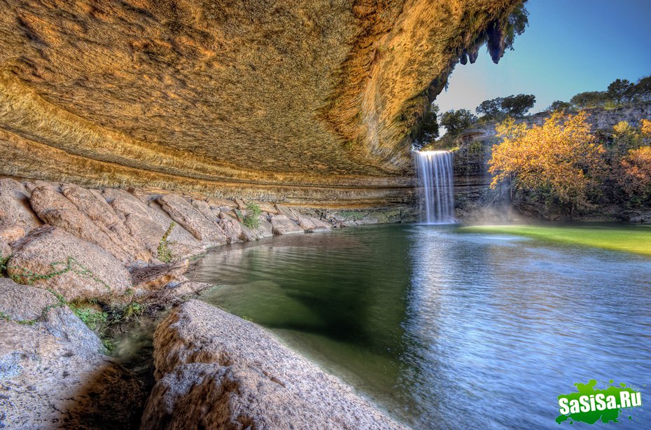   Hamilton Pool (15 )