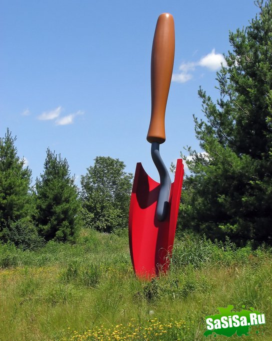   Claes Oldenburg (13 )