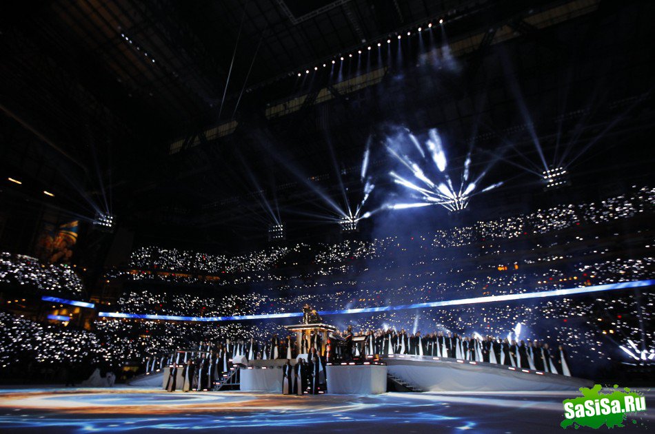 Мадонна на Super Bowl 2012 (15 фото)