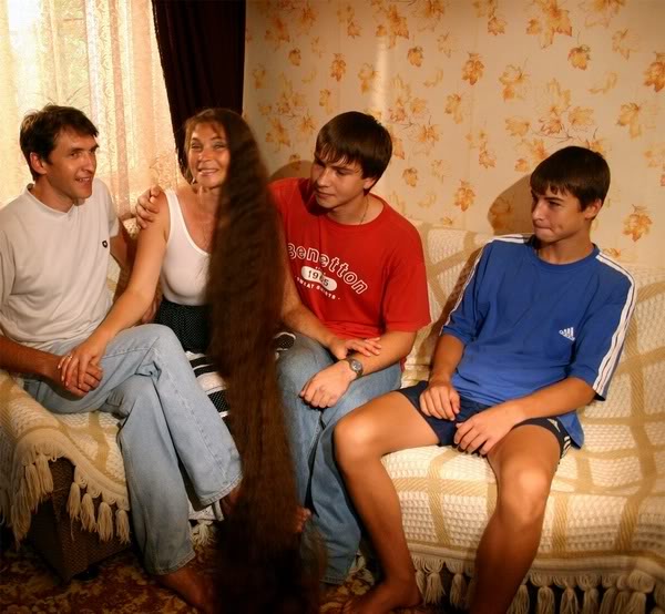 Есть женщины в русских селеньях.... (4 фото)