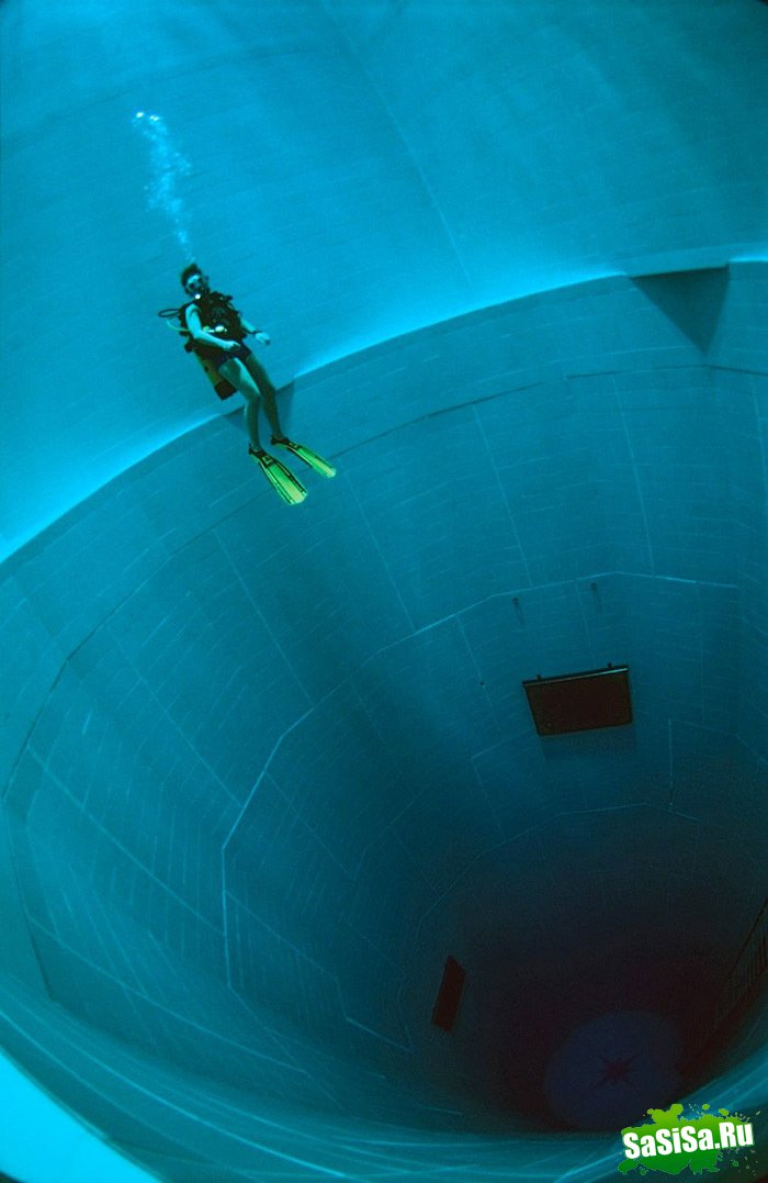 Nemo 33  c     (9 )