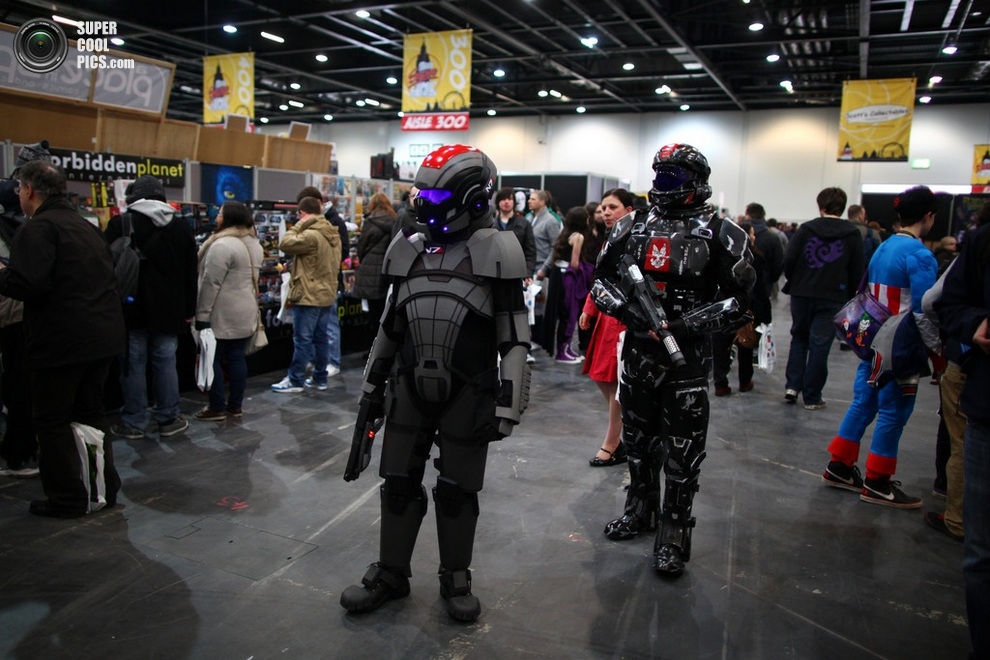 London Super Comic Convention 2013   (14 )