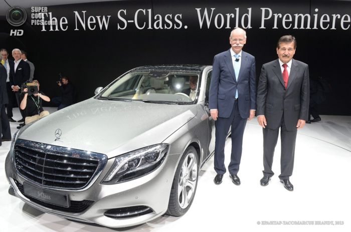 Daimler AG    Mercedes-Benz S-Class (8 )