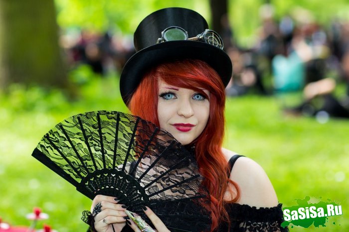  ,    Wave-Gotik Treffen (18 )