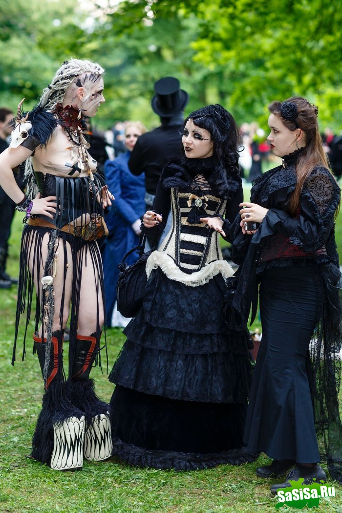  ,    Wave-Gotik Treffen (18 )