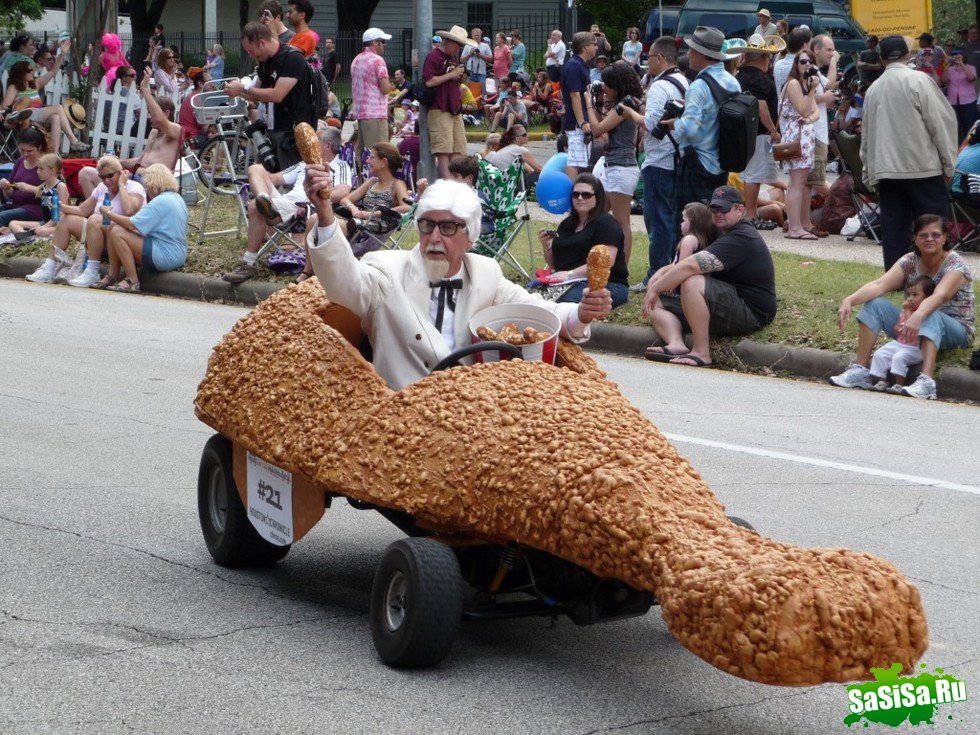  :  The Art Car Parade () (8 )