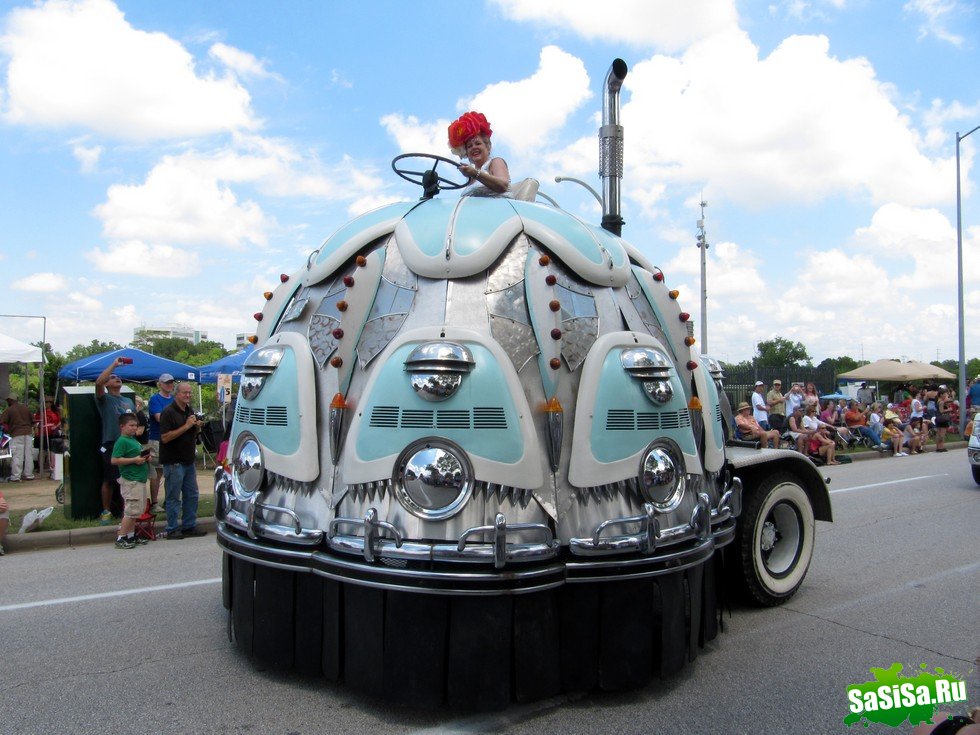  :  The Art Car Parade () (8 )