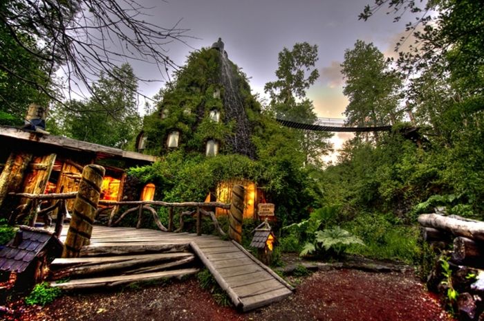 Magic Mountain Lodge: - () (5 )