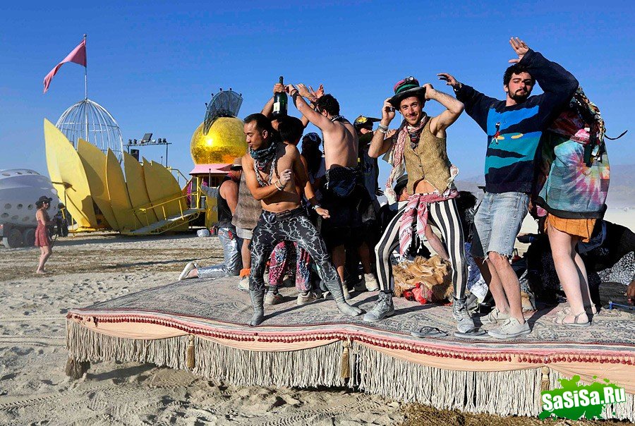 Фестиваль Burning Man 2013 (23 фото)