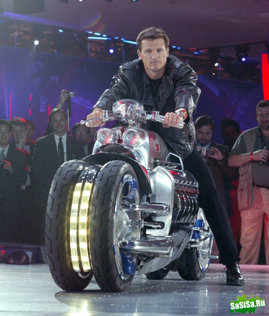   Dodge Tomahawk (18 )